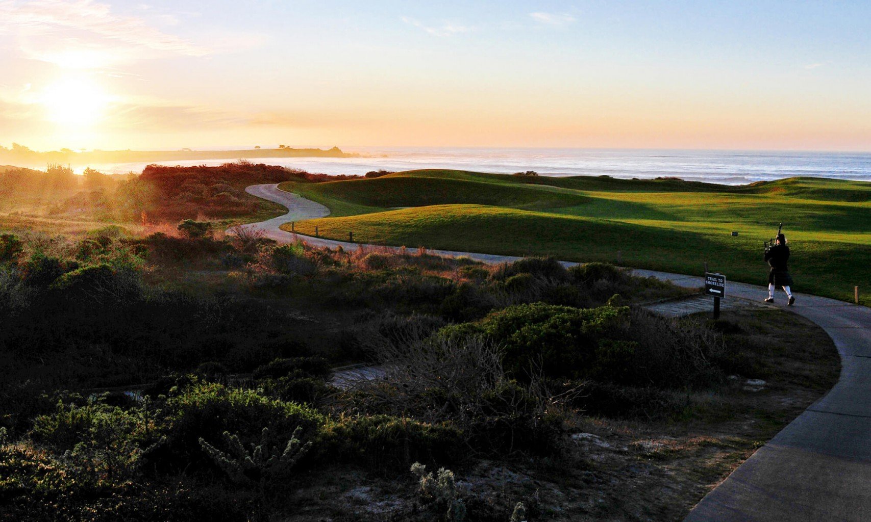 www.pebblebeach.com